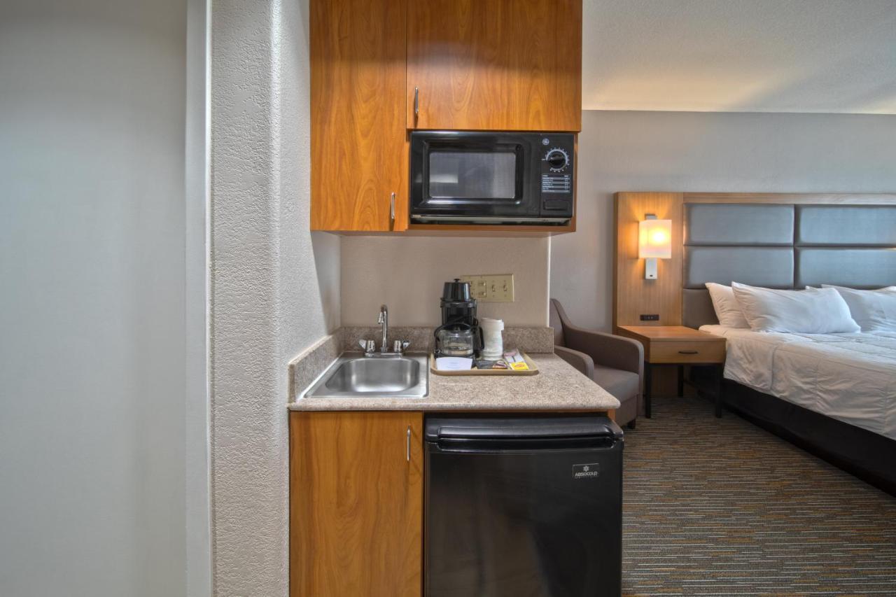Wingate By Wyndham Houston Bush Intercontinental Airport Hotel Aldine Exterior photo
